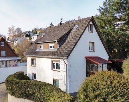 Immobilie in Unterkirnach - Viel Platz für Familie, Ideen und Zukunft - Bild 0