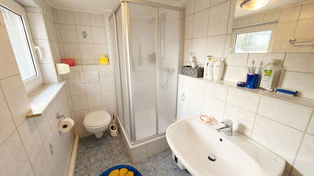 Immobilie in Schwerte - Ein Zuhause zum Ankommen – mit Garten, viel Platz und Raum für Ihre Zukunft in Schwerte! - Bild 2