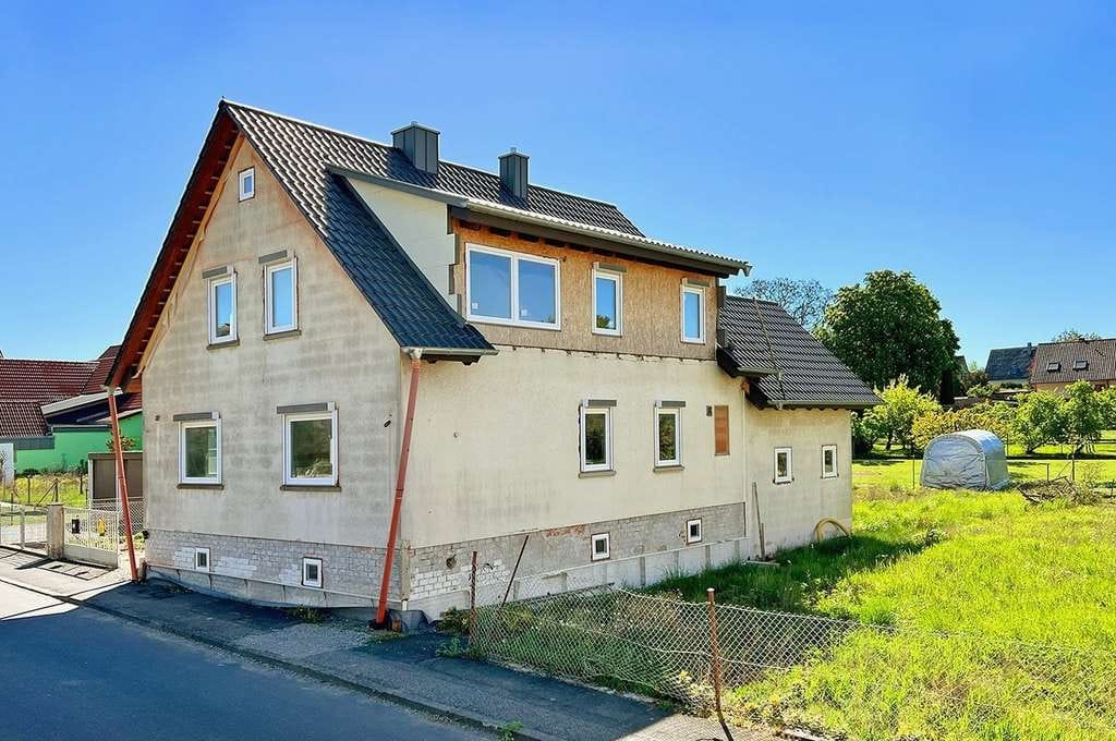 Immobilie in Rannungen - Attraktiver und entkernter Wohntraum - ideal als Ein-/Zweifamilienhaus oder zum Leben und Arbeiten u - Bild 1
