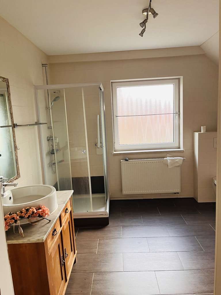 Immobilie in Lachendorf - Idyllisches Einfamilienhaus mit Einliegerwohnung - Bild 2