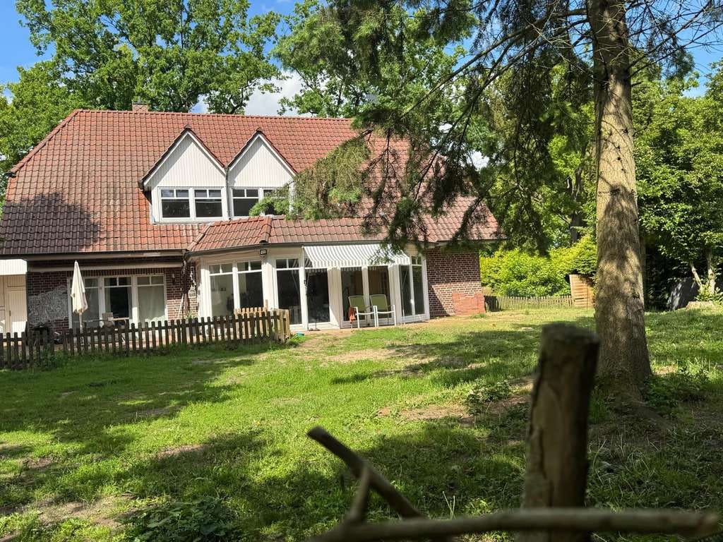 Immobilie in Lübtheen - Attraktives Architektenhaus für 2 Familien in ruhiger Lage-provisionsfrei - Bild 0