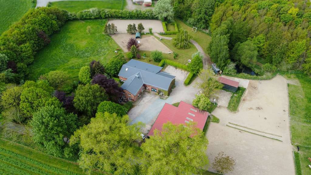 Immobilie in Osdorf - Ein Ort zum Ankomme- vielseitig nutzbar- Resthof mit 4,5 ha Land - Bild 0