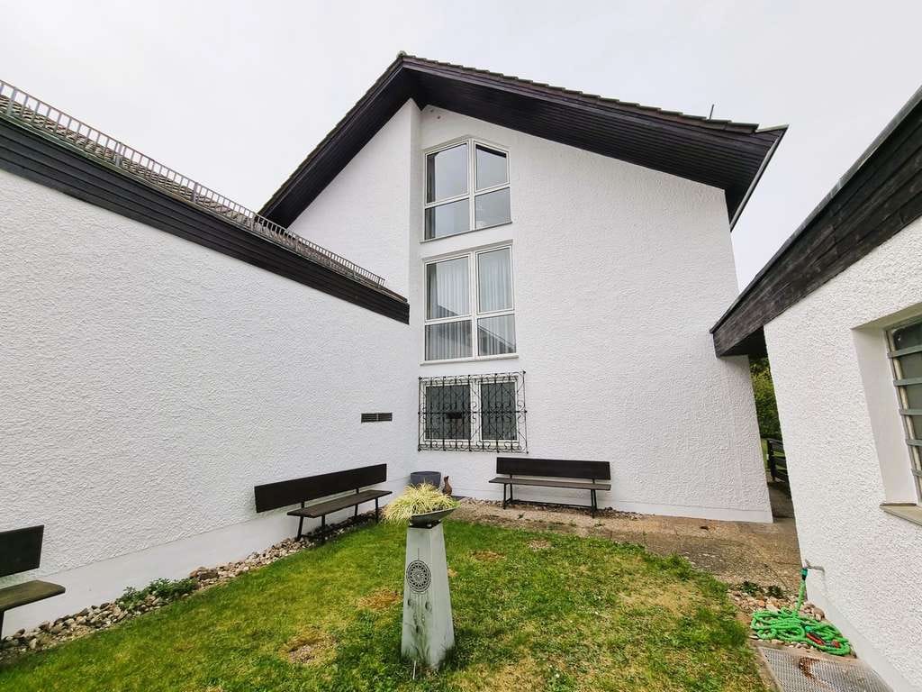 Immobilie in Röthenbach an der Pegnitz - Arbeiten und Wohnen auf einem Grundstück - Haus und Gewerberäume in zentraler Wohnlage - Bild 4