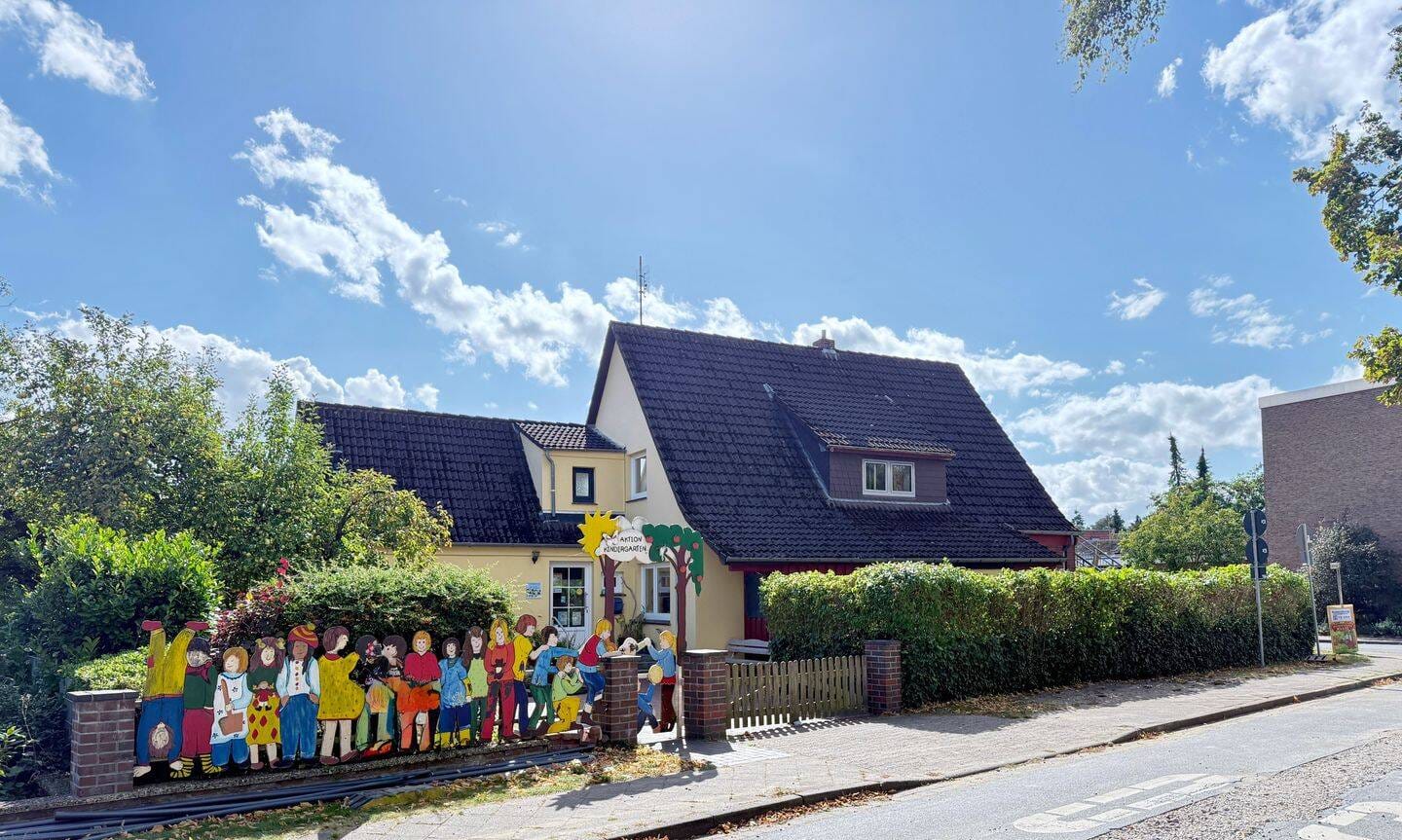 Immobilie in Rotenburg - Langfristig vermietetes Zweifamilienhaus (Kindergarten) zu verkaufen - Bild 0