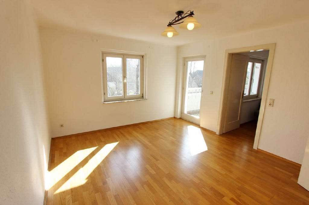 Immobilie in Amtzell - Sofort beziehbare, große Wohnung in sonniger Lage in einem reinen Wohngebiet - Bild 2