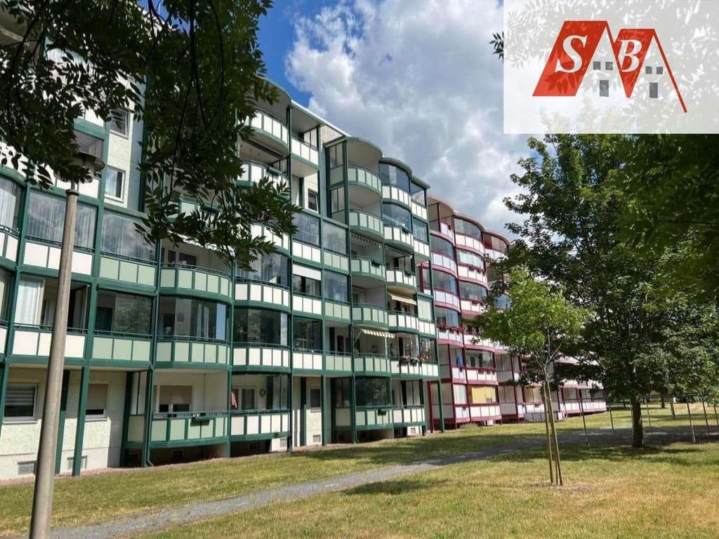 Immobilie in Sömmerda - 3 Zimmer Wohnung mit schönem großen Balkon und Küche - Bild 0