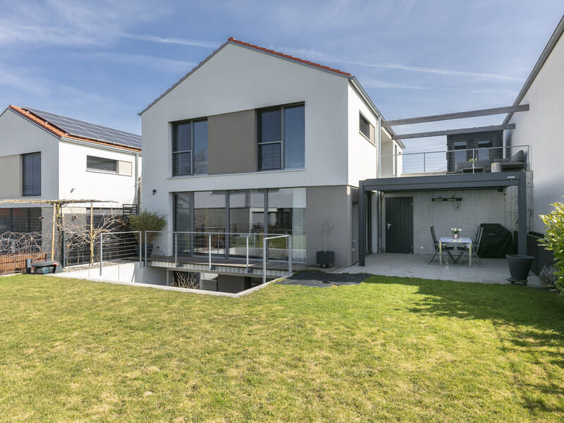 Immobilie in Oberdischingen - Design, Komfort und Exklusivität vereint Hochwertiges EFH mit architektonischem Anspruch - Bild 0