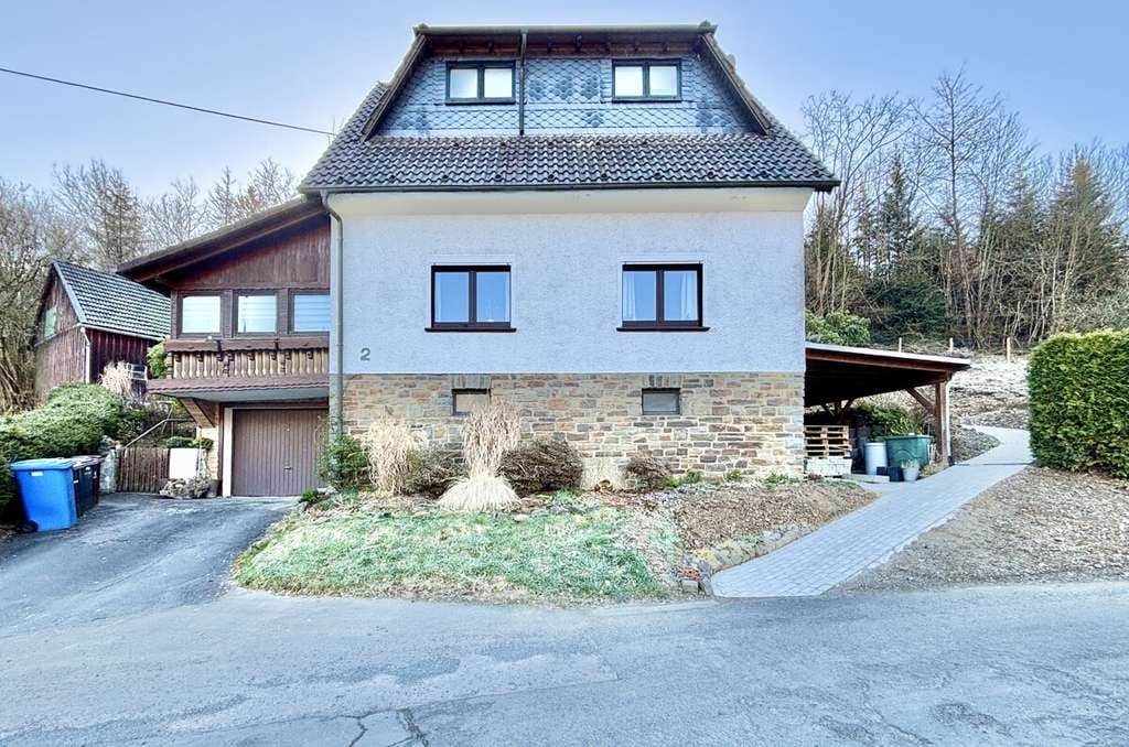 Immobilie in Niederfischbach - **Gepflegtes Einfamilienhaus mit Garten und Garage in Niederfischbach** - Bild 3