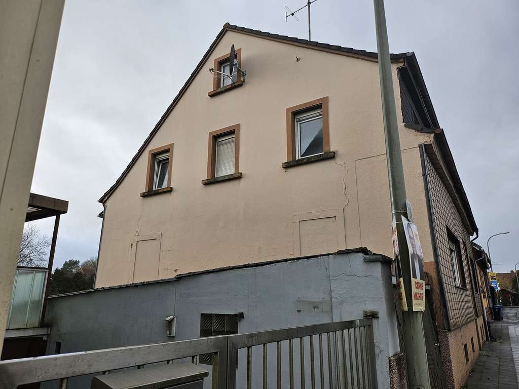 Immobilie in Otterbach - Zwangsversteigerung !  Großzügiges 1-2 Familienhaus mit Garage - Bild 4