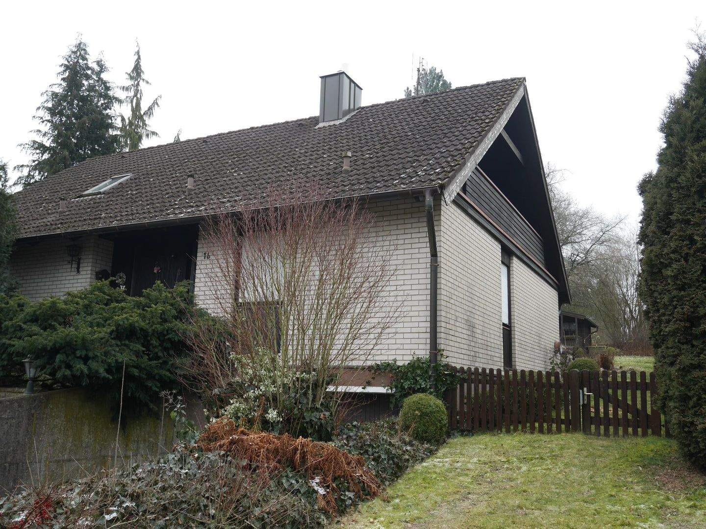 Immobilie in Schnelldorf - Freistehendes EFH in Schnelldorf (Mfr.) mit großem Garten - Bild 3