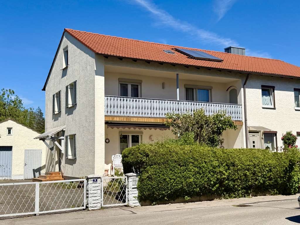 Immobilie in Burghausen - DOPPELHAUSHÄLFTE IN BURGHAUSEN ! 6/10 ANTEIL - GARAGEN - Bild 0