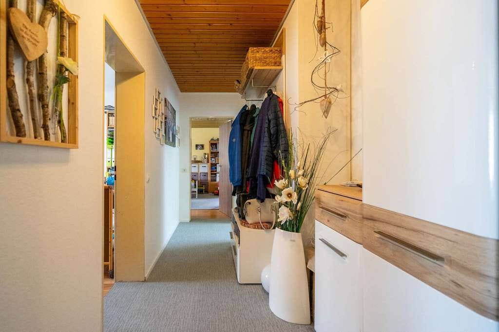 Immobilie in Laichingen - Gepflegtes Zweifamilienhaus mit stabilen Mieteinnahmen - Bild 5