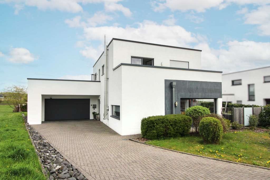 Immobilie in Mogendorf - Stilvoll wohnen am Feldrand – modernes Architektenhaus in Staudt mit guter Verkehrsanbindung - Bild 0