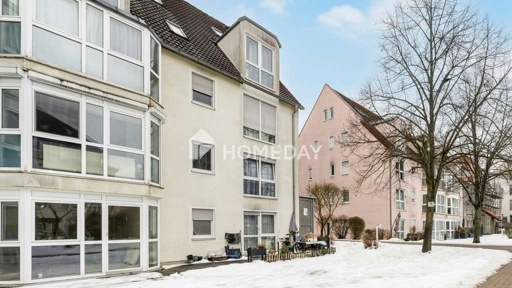 Immobilie in Nittendorf - Attraktive Erdgeschosswohnung in gepflegtem Mehrfamilienhaus mit TG-Stellplatz - Bild 2