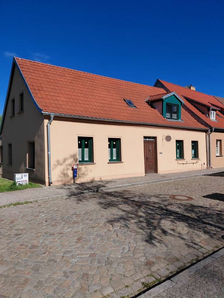Immobilie in Ziesar - Raum für neue Ideen: Großzügiges Haus in Ziesar - Bild 0