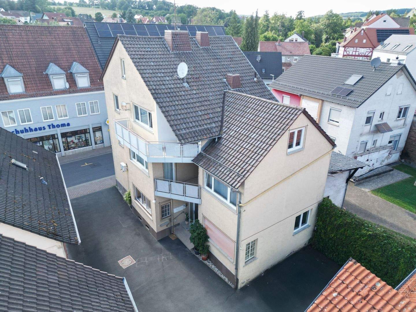 Immobilie in Schöllkrippen - Investieren oder selbst einziehen? - Entwicklungspotenzial mit über 6 % Rendite! - Bild 0