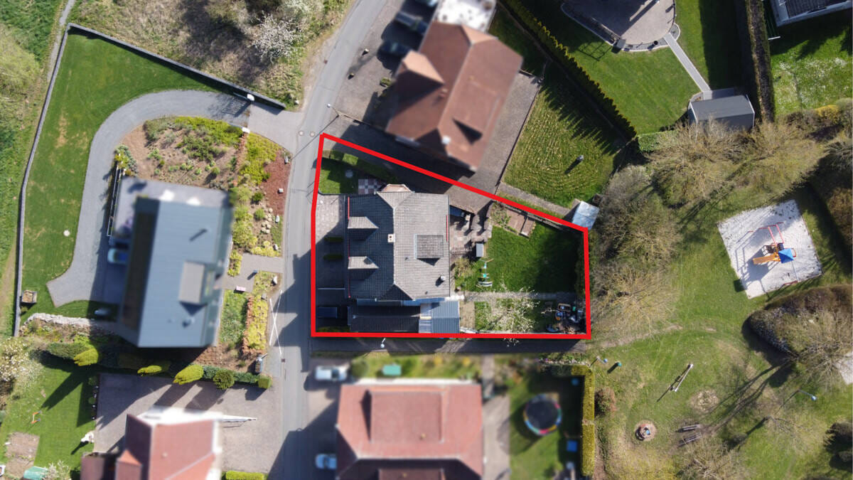 Immobilie in Gerolstein - Einfamilienhaus mit Einliegerwohnung - Bild 1