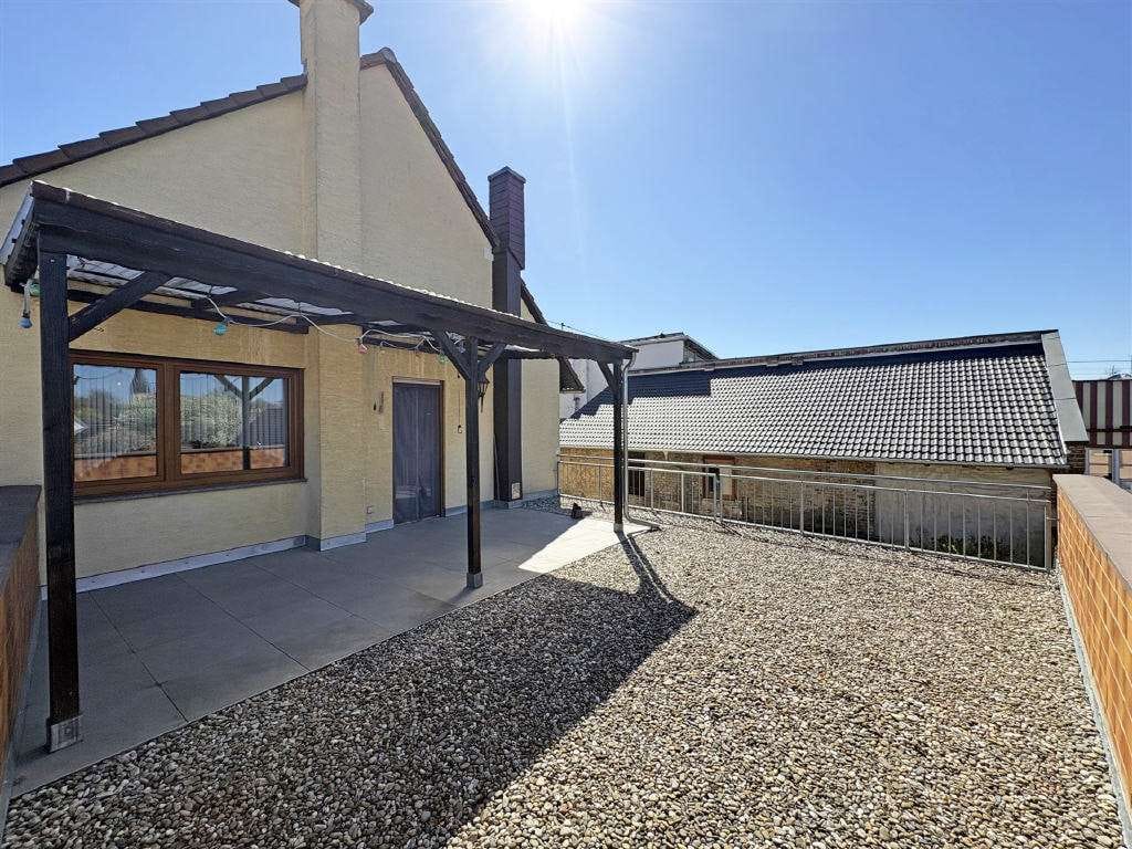 Immobilie in Sprendlingen - Sprendlingen: Top Immobilienpaket 2 Häusern, kl. Garten und großem Innenhof - Bild 1