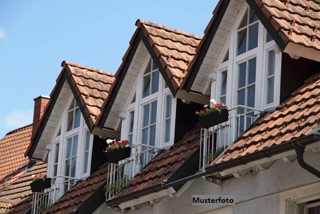Immobilie in Hohen Neuendorf - Kapitalanlage - Freistehendes Mehrfamilienhaus - Bild 0
