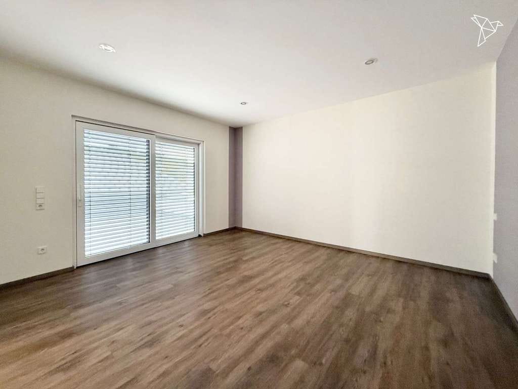 Immobilie in Massenbachhausen - WOHNEN, INVESTIEREN, VERANSTALTEN 🎉 Einfamilienhaus mit Eventhalle in Massenbachhausen! - Bild 4