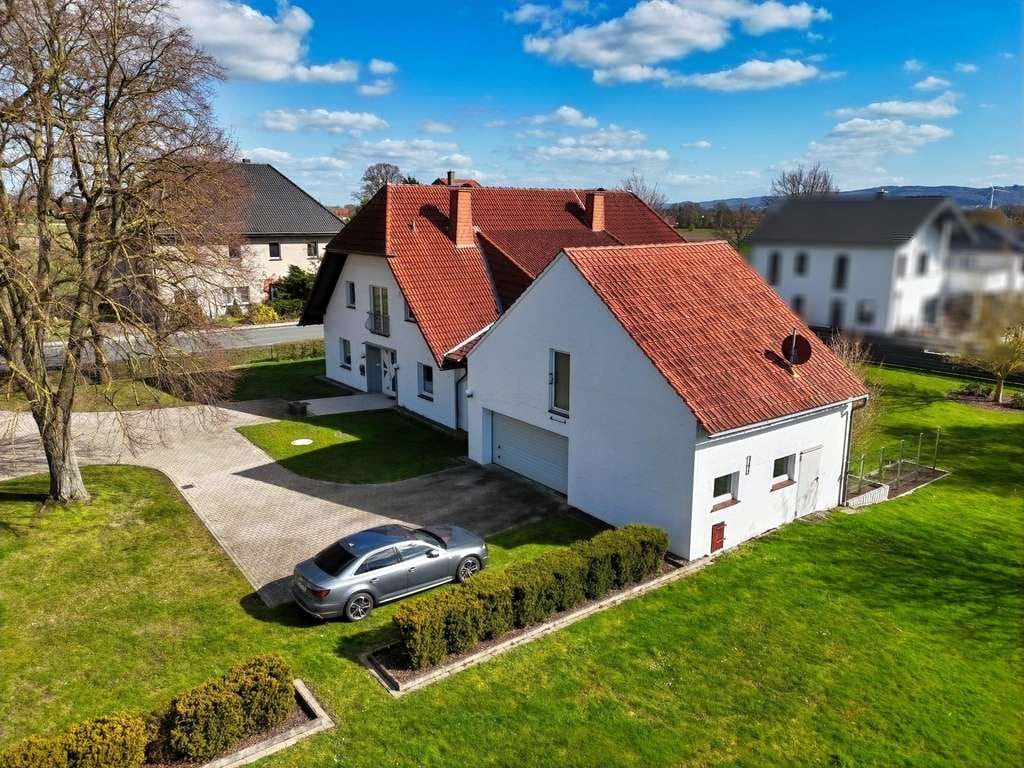 Immobilie in Espelkamp - Der Traum großer Familien - Generationenhaus mit tollem Grundstück! - Bild 2