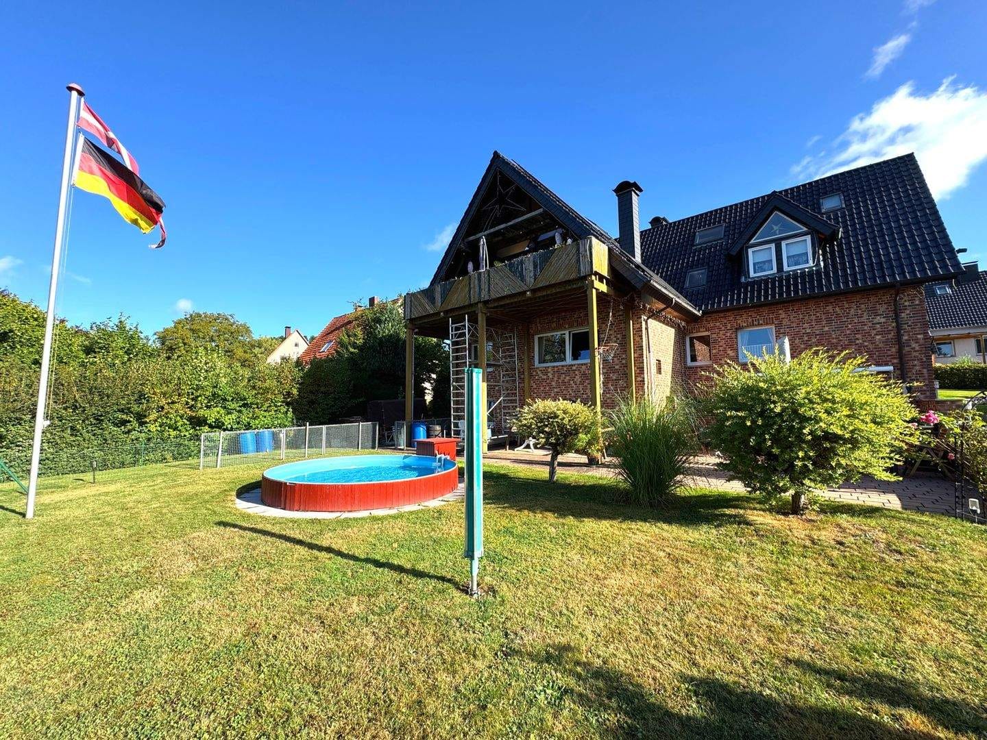 Immobilie in Dörentrup - Traumhaft wohnen - Mehrgenerationen-Haus in Dörentrup - Bild 0