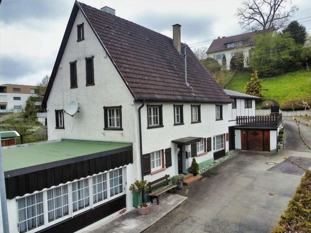 Immobilie in Sigmaringendorf - Historisches Wohnhaus mit viel Platz für Familie, Hobby und Handwerk - Bild 2