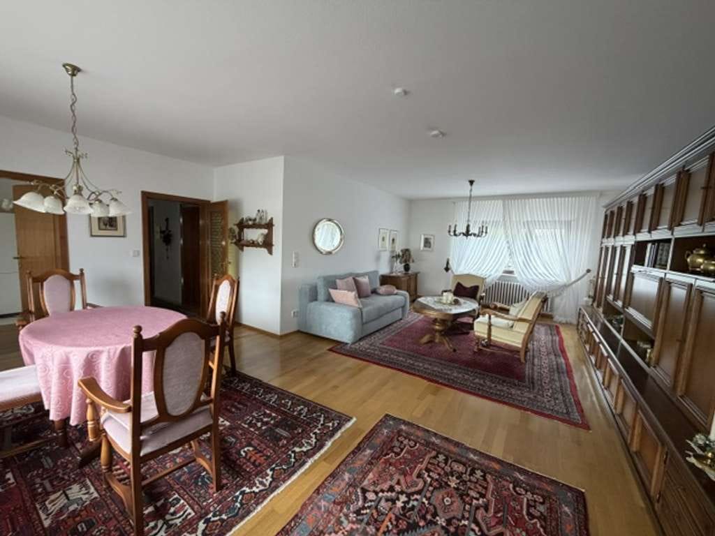 Immobilie in Ketsch - Großzügiges Ein- bis Zweifamilienhaus mit Garage und herrlichem idyllischem Südgrundstück! - Bild 1