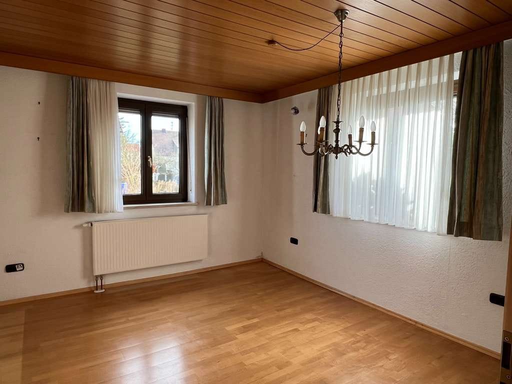 Immobilie in Gablingen - Modernisiertes, zweistöckiges EFH mit 2 WE auf ca. 611m² GF im Landkreis Augsburg! - Bild 4