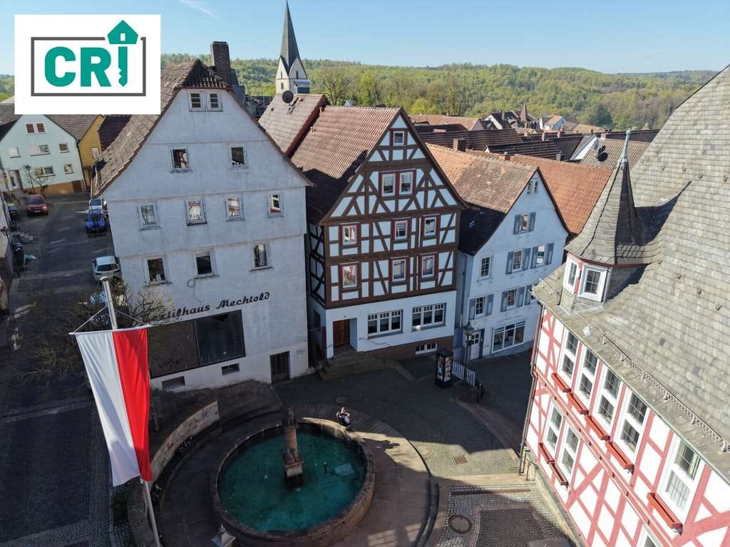 Immobilie in Homberg (Ohm) - Fachwerkliebe - Mehrfamilienhaus mit ehemaliger Gastätte im Herzen von Homberg (Ohm) - Bild 0