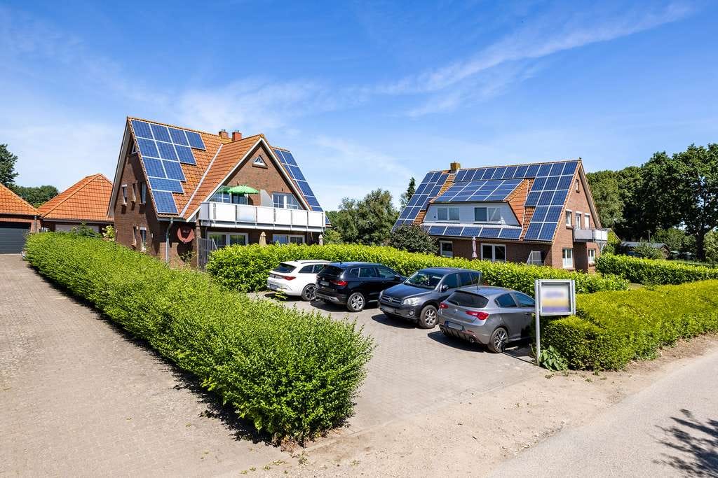 Immobilie in Fehmarn - Zwei Ferienhäuser mit 7 Wohneinheiten - Bild 0