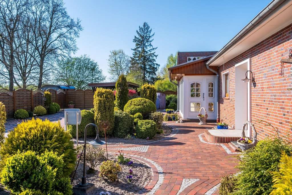 Immobilie in Apen - Modernisierter Bungalow mit Wintergarten und großem Garten in Augustfehn II - Bild 3