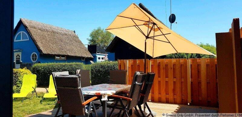 Immobilie in Hohen Demzin - HIMMLISCHE RUHE & TRADITIONELLER CHARME - EXKLUSIVES BOOTSHAUS-IDYLL AM TETEROWER SEE - Bild 0