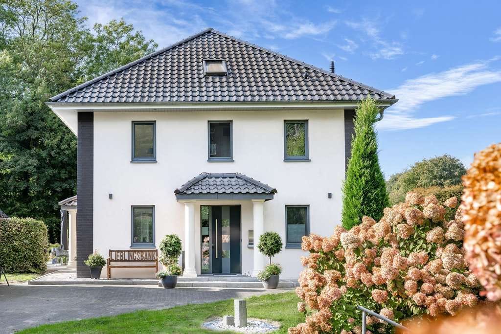Immobilie in Armstorf - Traumhaus trifft Landidylle - Ihr neues Zuhause! - Bild 0