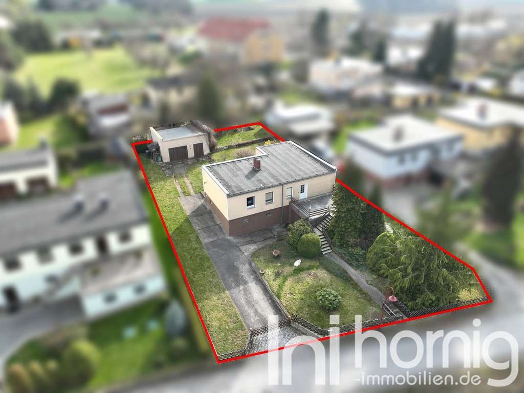 Immobilie in Hochkirch - Bukecy - Einfamilienhaus in Hochkirch - Bungalow mit Nebengelass und Garten - Bild 0