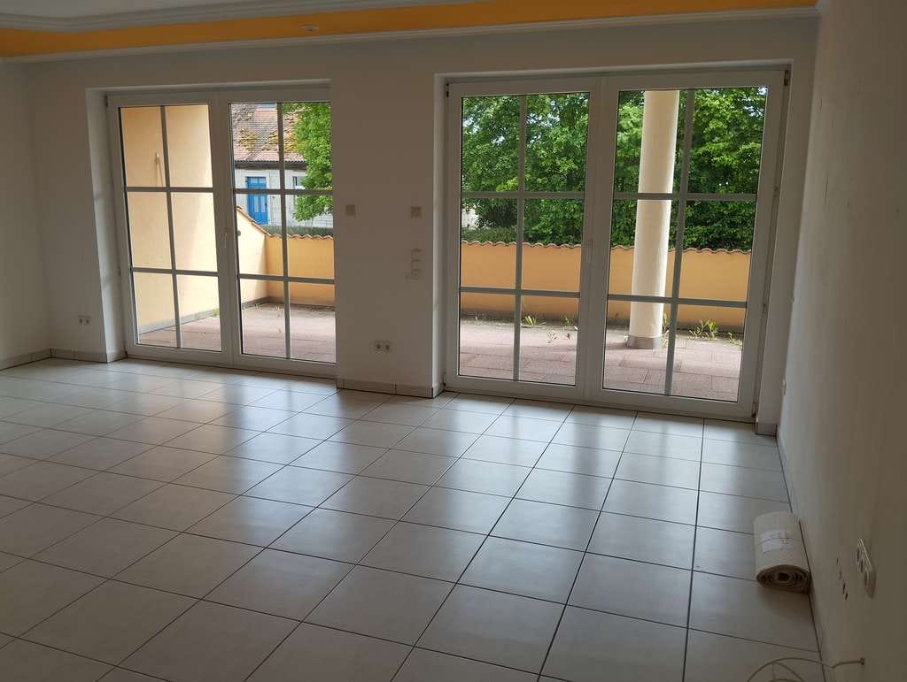 Immobilie in Markt Taschendorf - Wohn- und Geschäftshaus mit großen Lagerflächen für Handel und Handwerk - Bild 3
