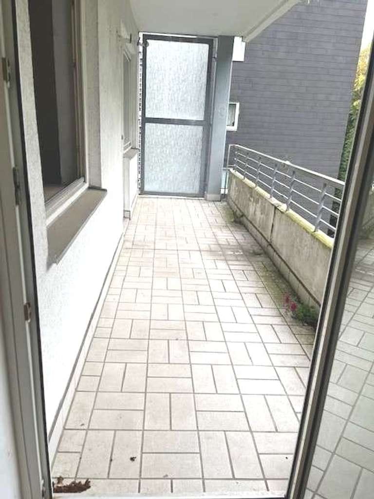 Immobilie in Friedrichsdorf - Investment mit Perspektive: Sanieren, Einziehen und Wert steigern - Bild 3
