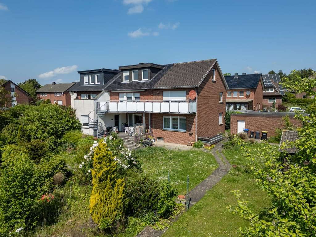 Immobilie in Beckum - Zweifamilienhaus in ruhiger Lage von Beckum-Vellern - Bild 0