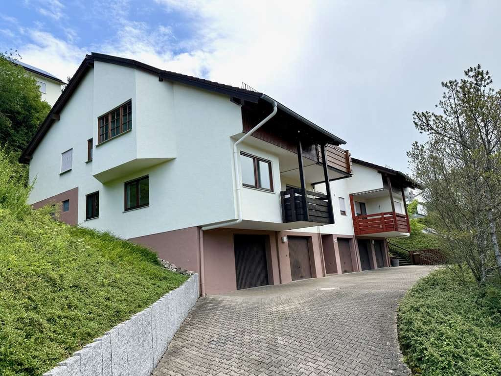 Immobilie in Forchtenberg - 2-Zi.-Wohnung mit Balkon u. Garage - Bild 0