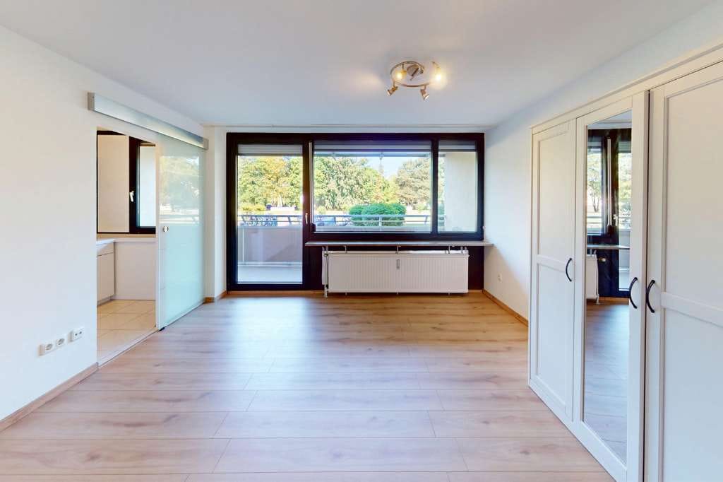 Immobilie in Ingolstadt - ** Erdgeschosswohnung: Einziehen & Wohlfühlen – Helles 1-Zimmer-Apartment in Top-Lage ** - Bild 3