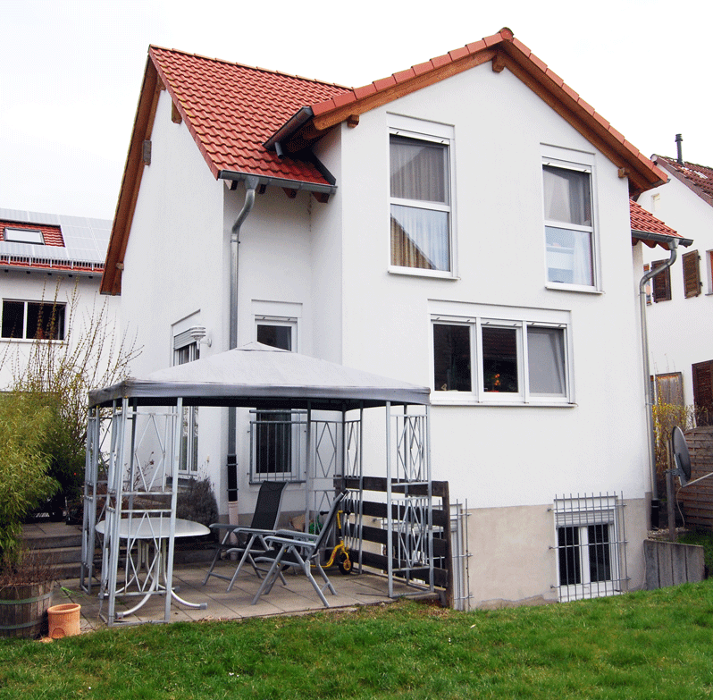 Immobilie in Walzbachtal - Freistehendes 1 Familien-Haus mit großem Grundstück - Bild 2
