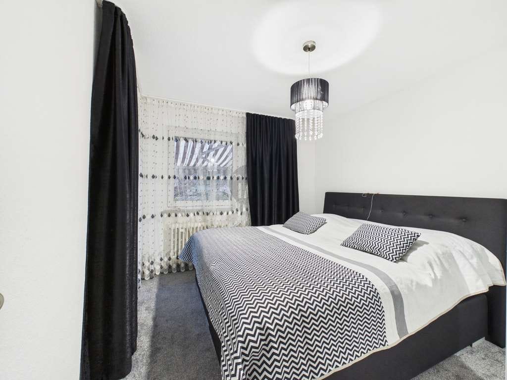 Immobilie in Gaggenau - ATTRAKTIVES DREIFAMILIENHAUS MIT ÜBER 6% RENDITE IN IDYLLISCHER LAGE! - Bild 4