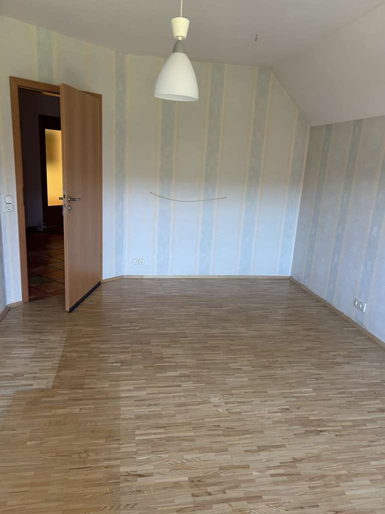 Immobilie in Wasungen - Renovierte 4-Zimmer Wohnung mit Balkon in Wasungen - Bild 4