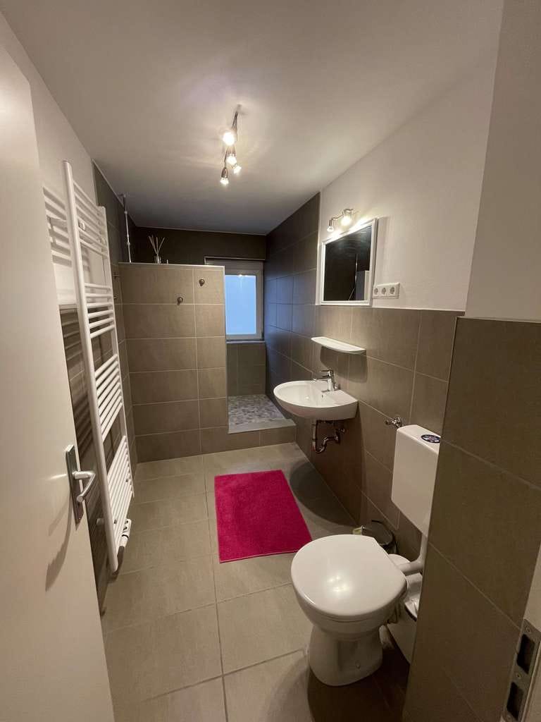 Immobilie in Reutlingen - Reutlingen, sofort beziehbare 3-Zimmerwohnung in kleinem Wohn-Geschäftshaus, provisionsfrei - Bild 3