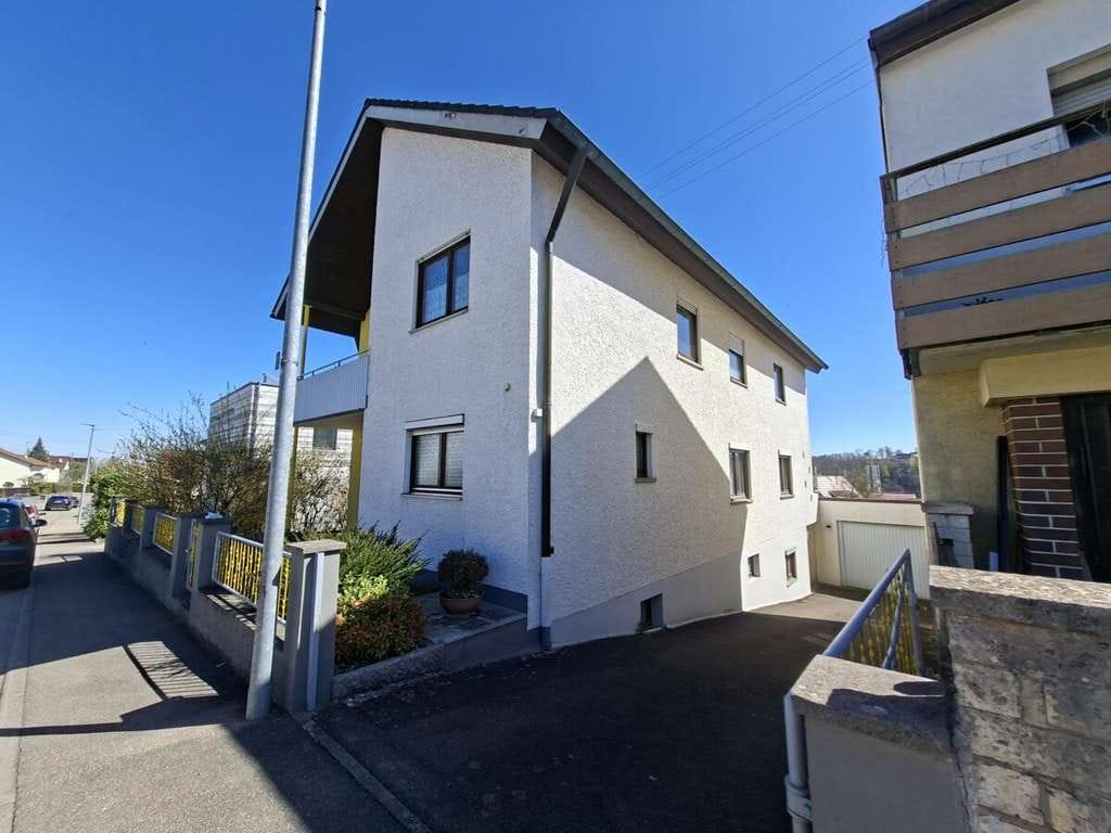 Immobilie in Giengen an der Brenz - Großzügiges, sonniges 
2 - Familienhaus in Giengen/Burgberg - Bild 2