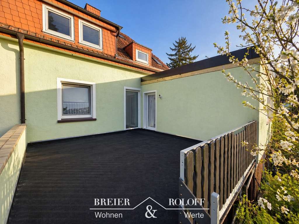 Immobilie in Bückeburg - Südharrl | Sonne | Garten | DHH mit Potenzial in Bückeburg - Bild 1
