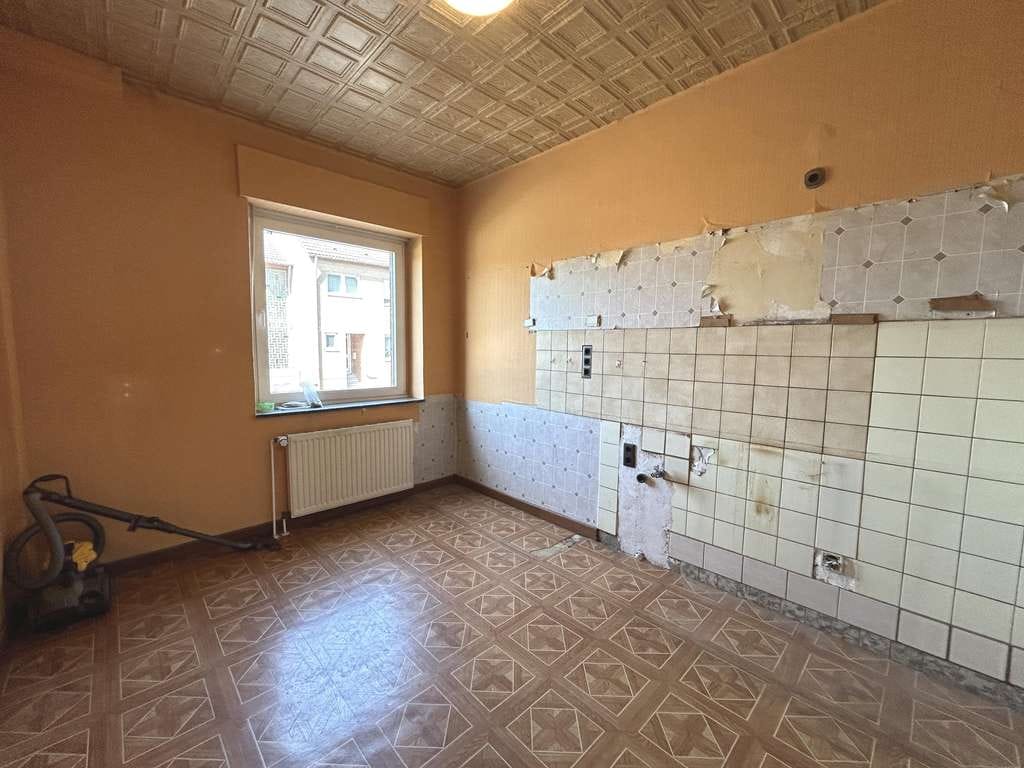 Immobilie in Niederzier - Familienfreundliches Haus mit großem Grundstück
 - Bild 3