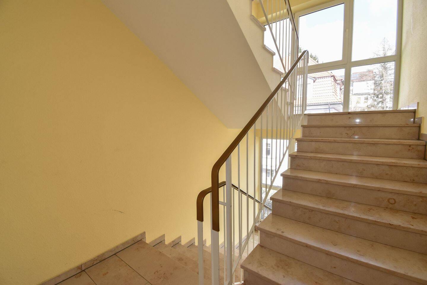 Immobilie in Zella-Mehlis - 3-Zimmer-Eigentumswohnung - Bild 2