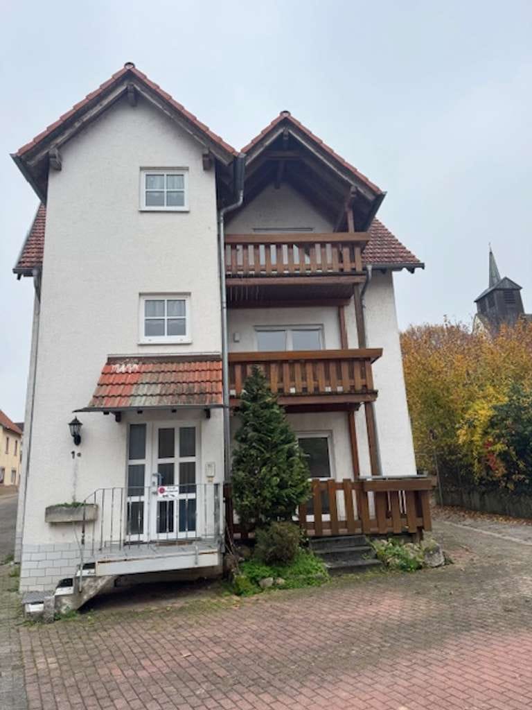 Immobilie in Hahnheim - Nutzen Sie Ihre Chance! Attraktives Mehrfamilienhaus als ideale Kapitalanlage in Hahnheim - Bild 0