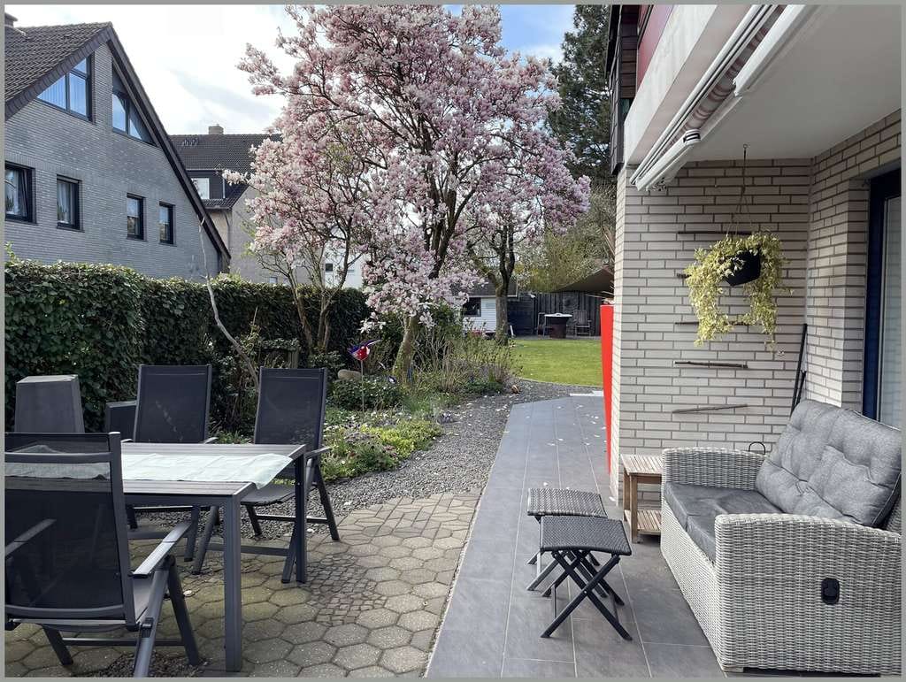 Immobilie in Bad Rothenfelde - Großzügiges, laufend modernisiertes Einfamilienhaus 
(ELW möglich)
in ruhiger, recht zentraler Lag - Bild 2